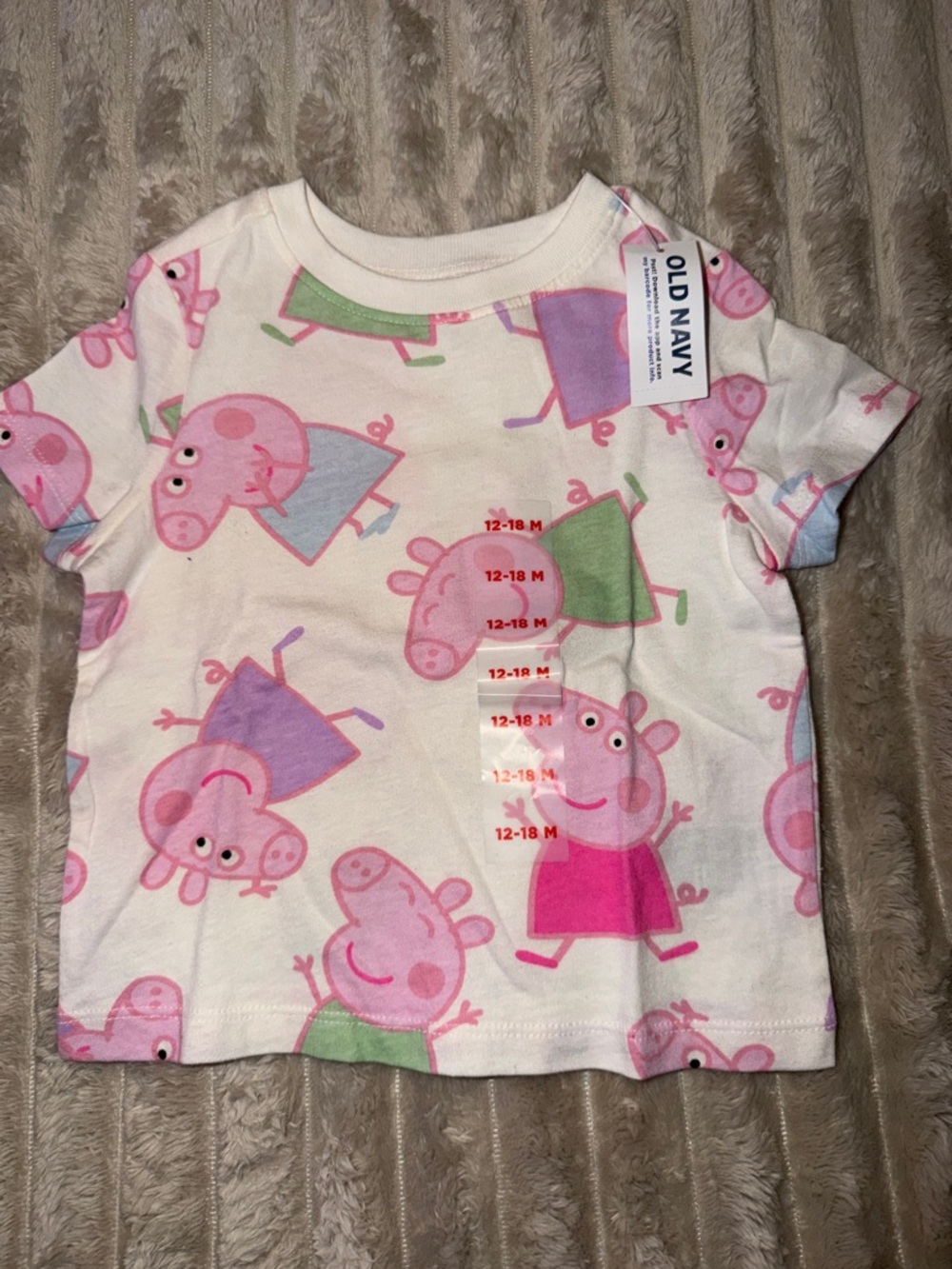Old Navy White Short-Sleeve Peppa Pig All-Over Print Tee with Pink Accents